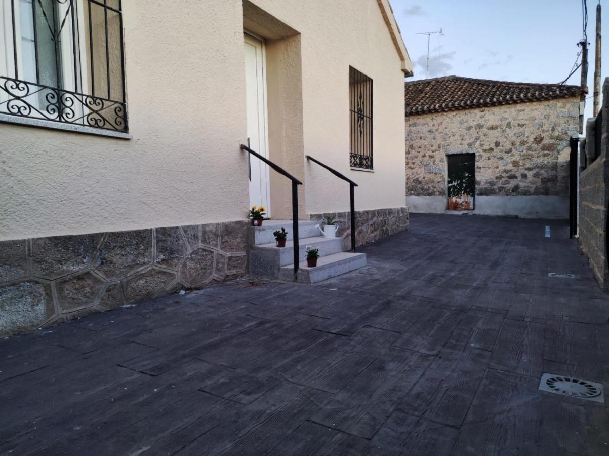 Casa De David Holiday home Navas de San Antonio